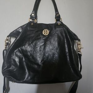 Torry burch black leather shoulder bag